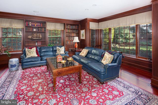 152 GRUBB RD, Malvern, PA 19355