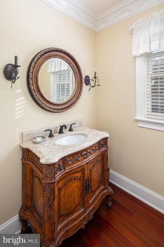 152 GRUBB RD, Malvern, PA 19355