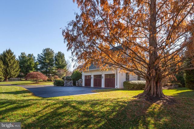 152 GRUBB RD, Malvern, PA 19355