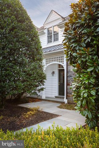 152 GRUBB RD, Malvern, PA 19355