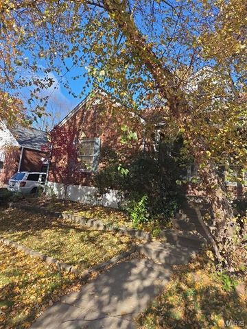1067 Melvin Avenue, St Louis, MO 63137