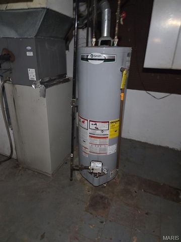 1067 Melvin Avenue, St Louis, MO 63137