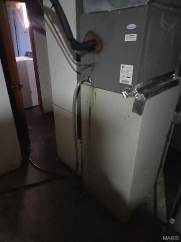 1067 Melvin Avenue, St Louis, MO 63137