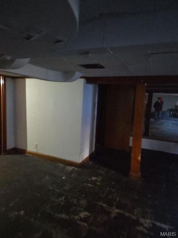 1067 Melvin Avenue, St Louis, MO 63137