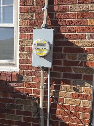 1067 Melvin Avenue, St Louis, MO 63137