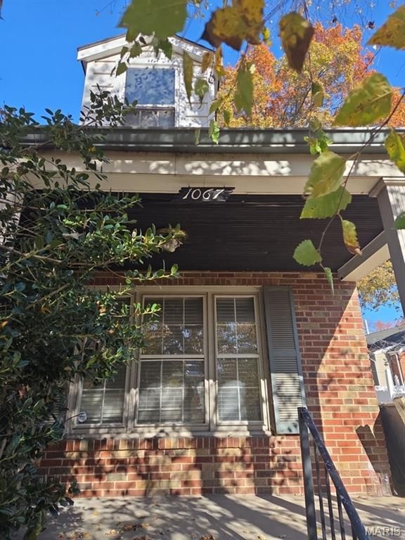1067 Melvin Avenue, St Louis, MO 63137