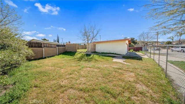 1549 Elizabeth Lake, Palmdale, CA 93551