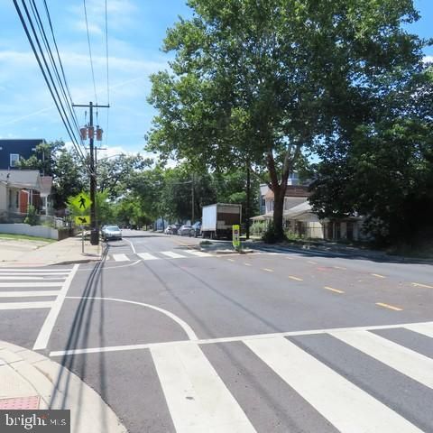 4727 SHERIFF RD NE, Washington, DC 20019