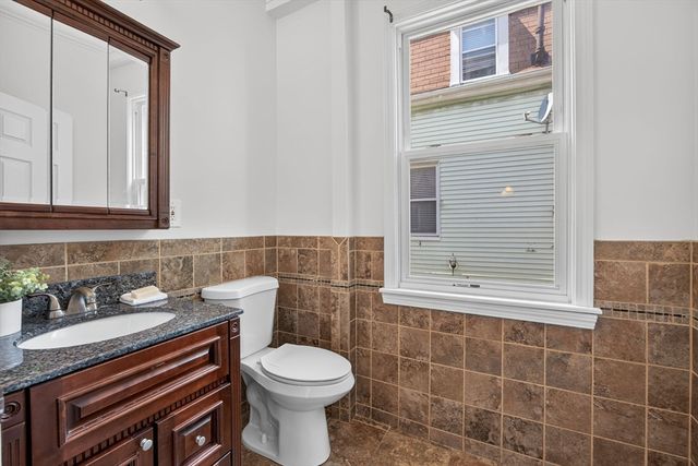 32 Eutaw St, Boston, MA 02128
