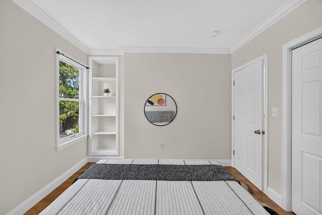 32 Eutaw St, Boston, MA 02128