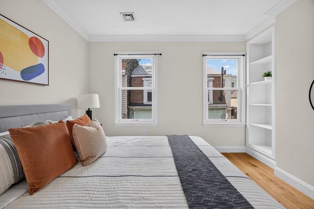 32 Eutaw St, Boston, MA 02128