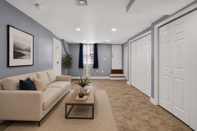 32 Eutaw St, Boston, MA 02128