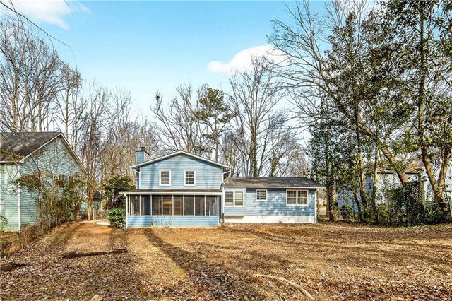 1075 Forest Heights Road, Stone Mountain, GA 30083