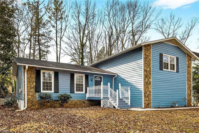 1075 Forest Heights Road, Stone Mountain, GA 30083