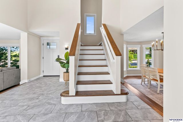 9203 Hickory Street, Omaha, NE 68124