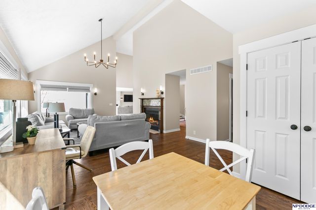 9203 Hickory Street, Omaha, NE 68124