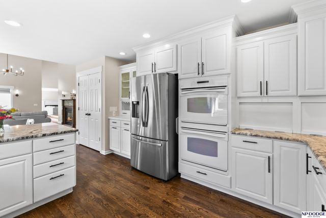 9203 Hickory Street, Omaha, NE 68124