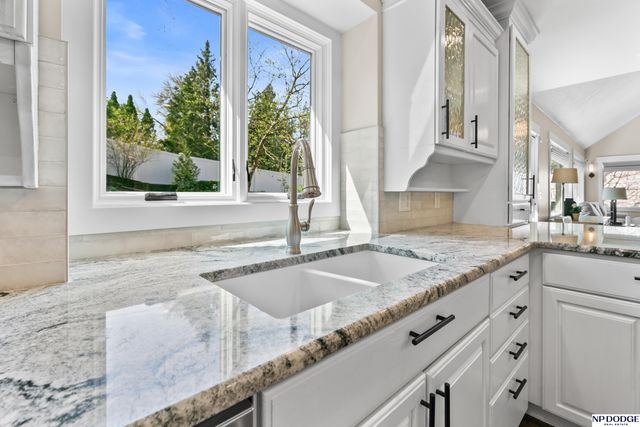 9203 Hickory Street, Omaha, NE 68124