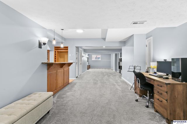 9203 Hickory Street, Omaha, NE 68124