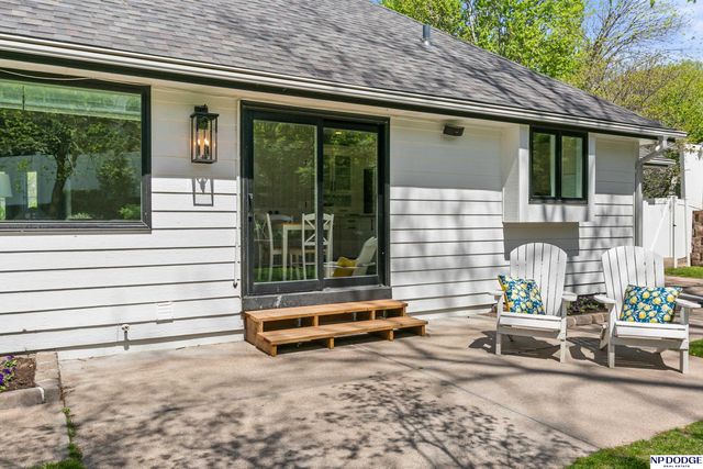 9203 Hickory Street, Omaha, NE 68124