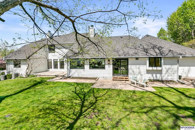 9203 Hickory Street, Omaha, NE 68124