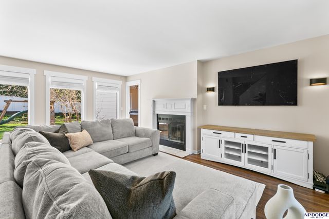 9203 Hickory Street, Omaha, NE 68124