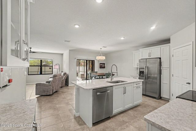 730 Old Country Road SE, Palm Bay, FL 32909