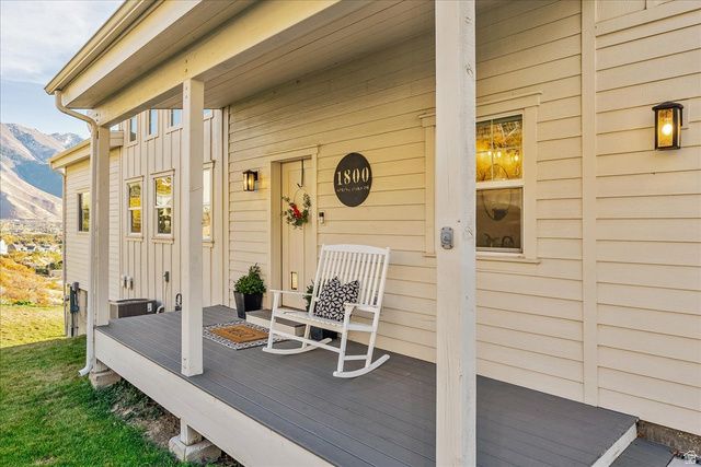 1800 E SPRING OAKS DR, Springville, UT 84663