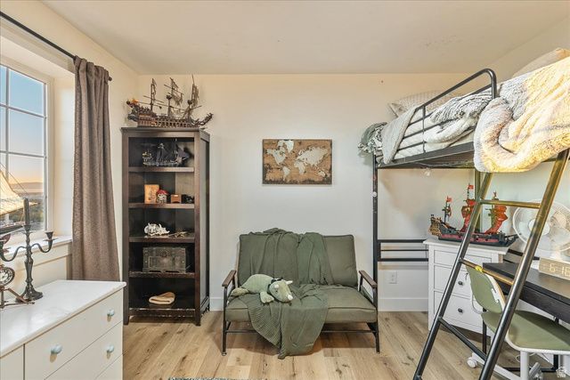 1800 E SPRING OAKS DR, Springville, UT 84663