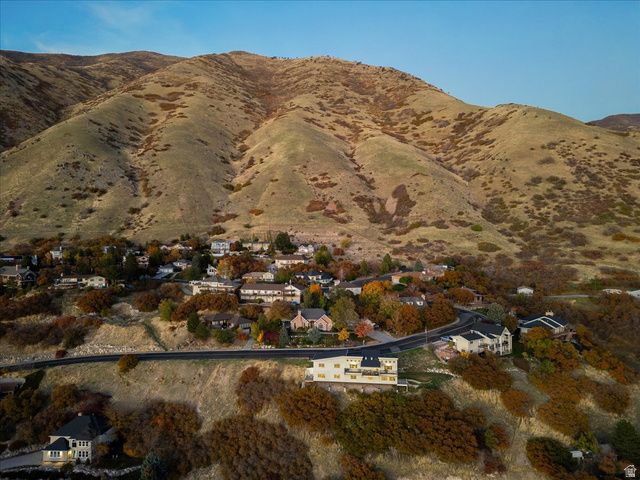 1800 E SPRING OAKS DR, Springville, UT 84663