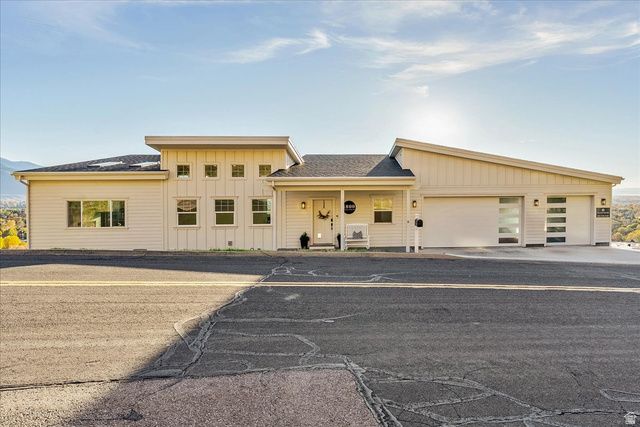 1800 E SPRING OAKS DR, Springville, UT 84663