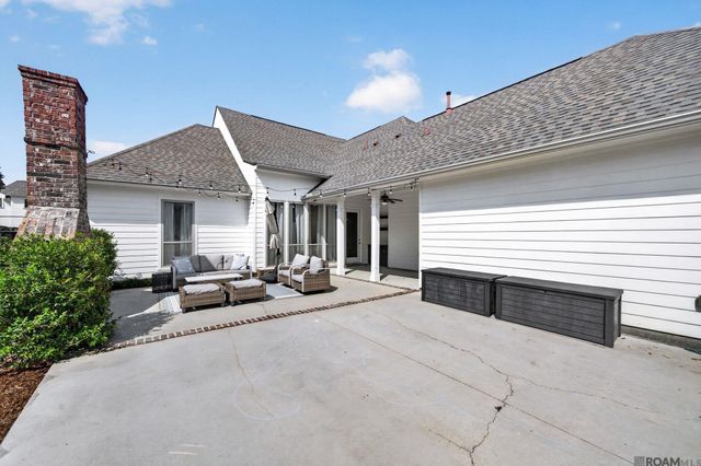 17677 Magnolia Trace Dr, Greenwell Springs, LA 70739