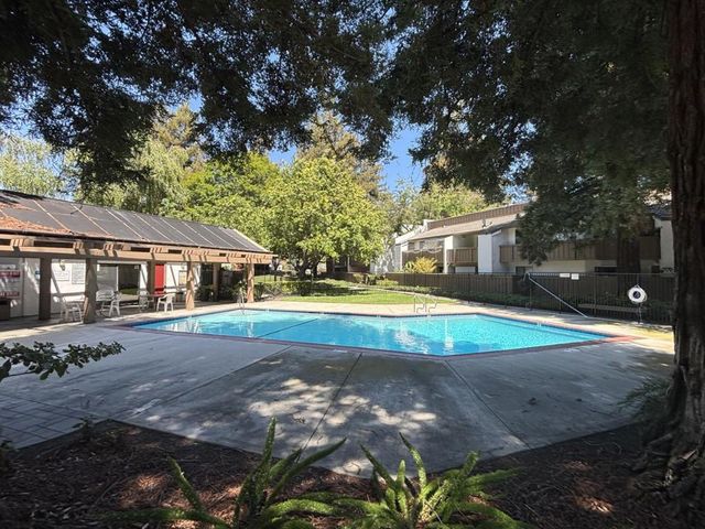 2201 Monroe Street 502, Santa Clara, CA 95050