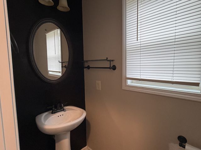 1825 Apache Way, Clarksville, TN 37042