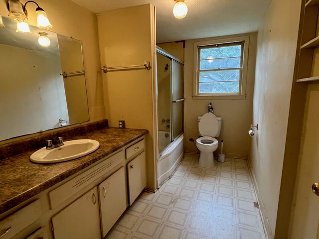 624 Old Whitney Road, Spartanburg, SC 29303