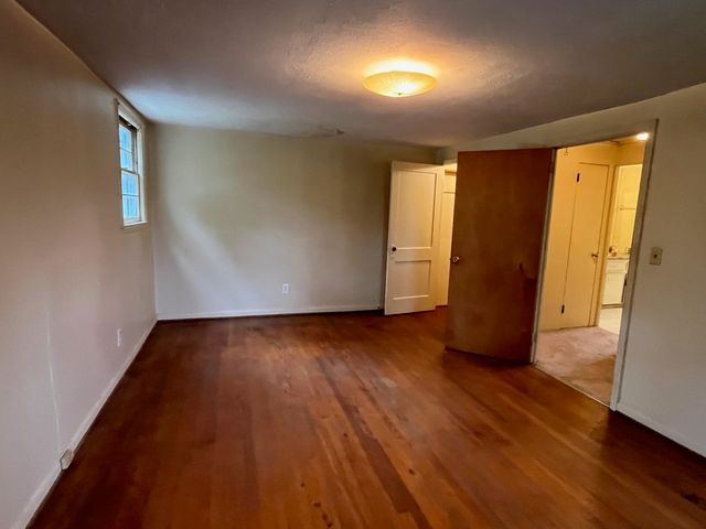 624 Old Whitney Road, Spartanburg, SC 29303
