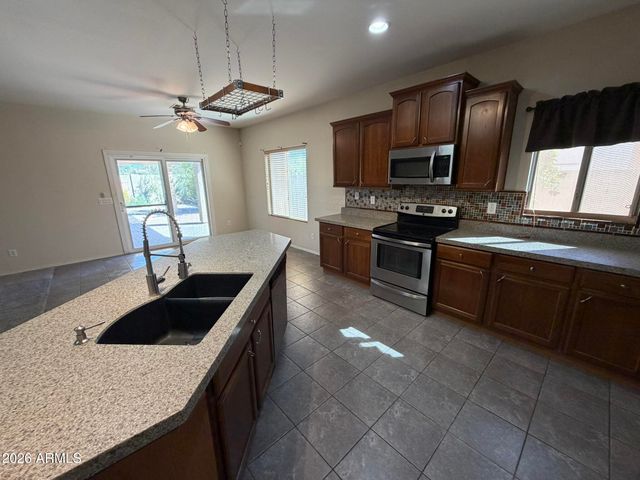 381 S 165TH Drive, Goodyear, AZ 85338