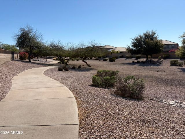381 S 165TH Drive, Goodyear, AZ 85338