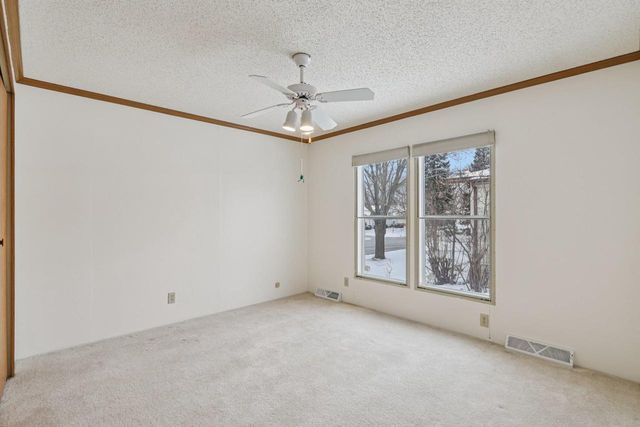 424 Oak Lodge Road, Waterford, WI 53185