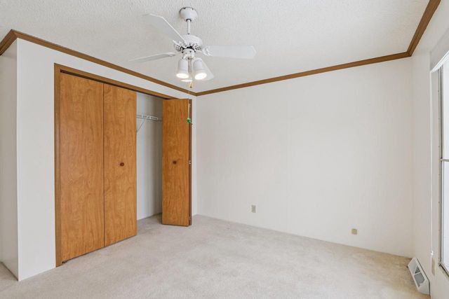 424 Oak Lodge Road, Waterford, WI 53185