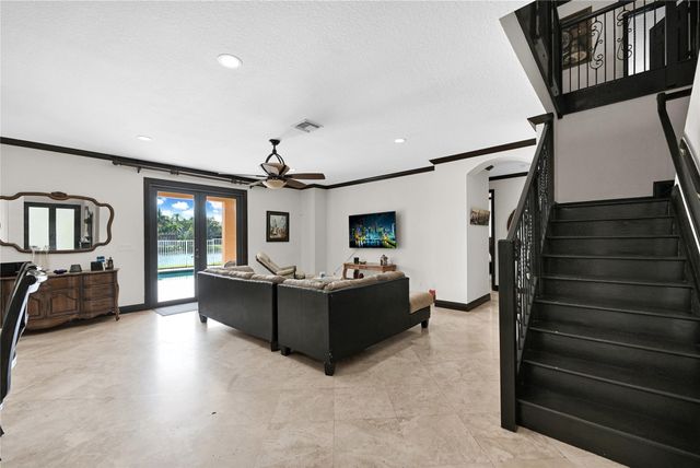 3872 W Hibiscus St, Weston, FL 33332