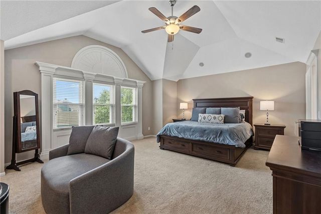 5307 W 165th Terrace, Overland Park, KS 66085