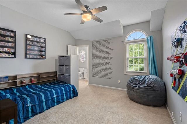 5307 W 165th Terrace, Overland Park, KS 66085