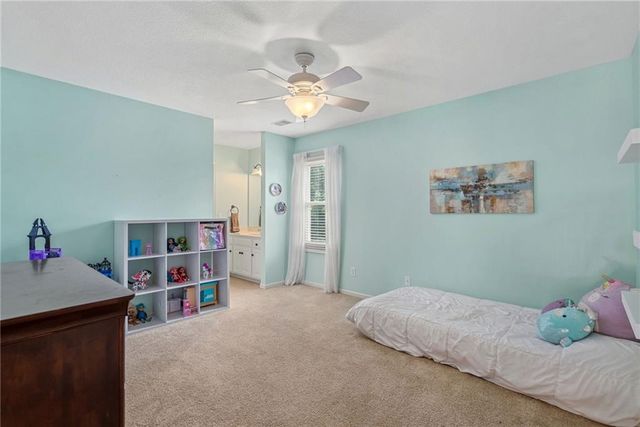 5307 W 165th Terrace, Overland Park, KS 66085