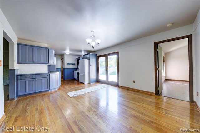 3125 W Commerce Road, Milford, MI 48380