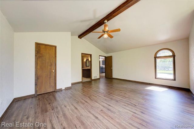 3125 W Commerce Road, Milford, MI 48380