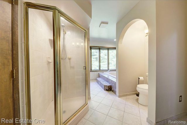 3125 W Commerce Road, Milford, MI 48380