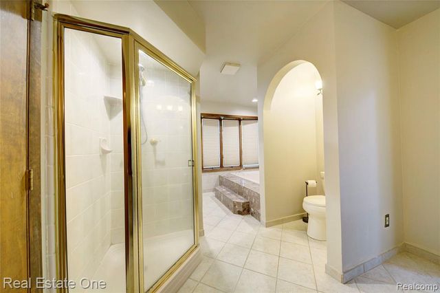3125 W Commerce Road, Milford, MI 48380