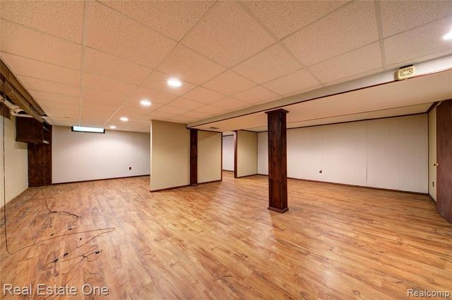 3125 W Commerce Road, Milford, MI 48380