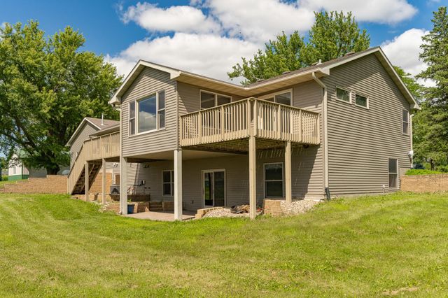 6005 Salem Road SW, Rochester, MN 55902